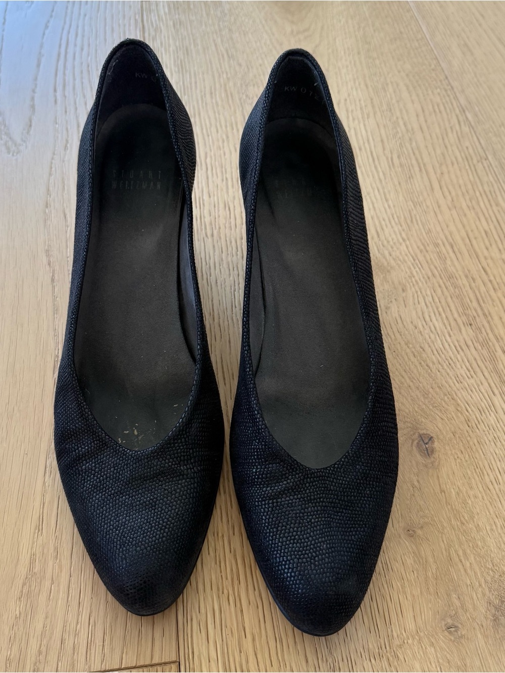 Vintage Stuart Weizmann Black Women's heels